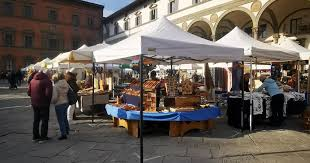 Fierucola dell'Immacolata
Piazza Santissima Annunziata
Fierucola Immacolata
Fierucola 8 dicembre
Fierucola 2025
Fireucola piazza Santissima Annunziata